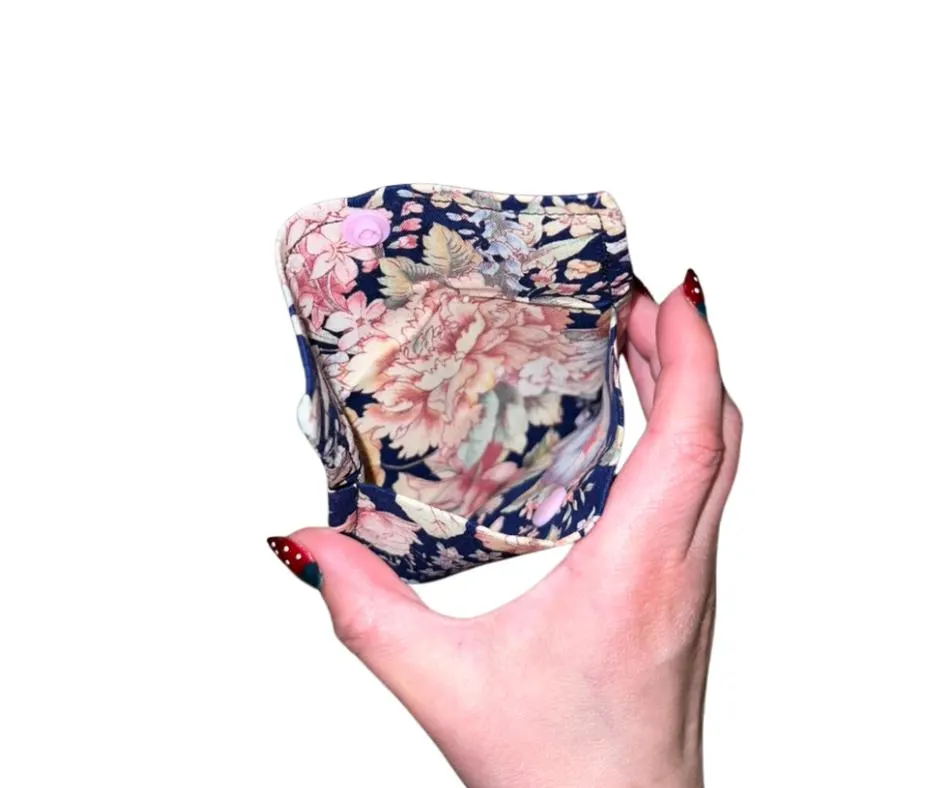 Floral Hand Sewn Fabric Wallet - Image 4